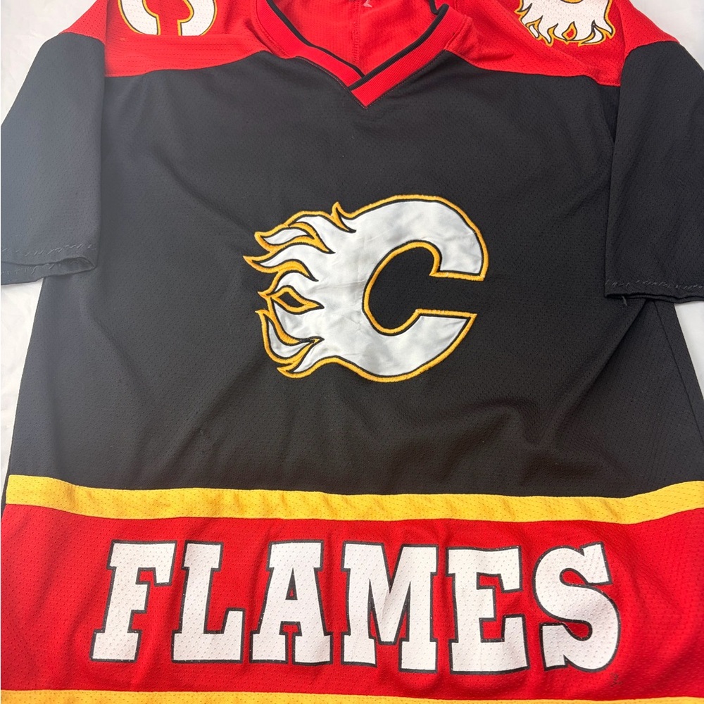 Vintage NHL Calgary Flames Short Sleeve Jersey